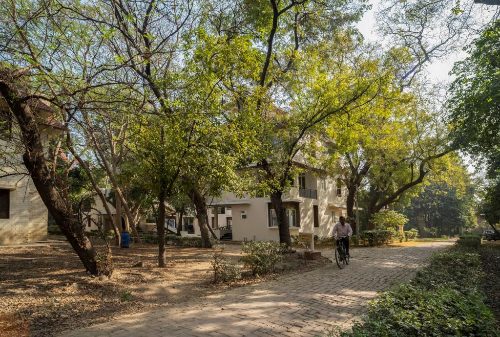 Staff Residential: Rajghat Education Center